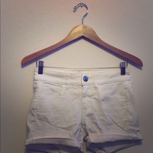 American Eagle shorts🌸